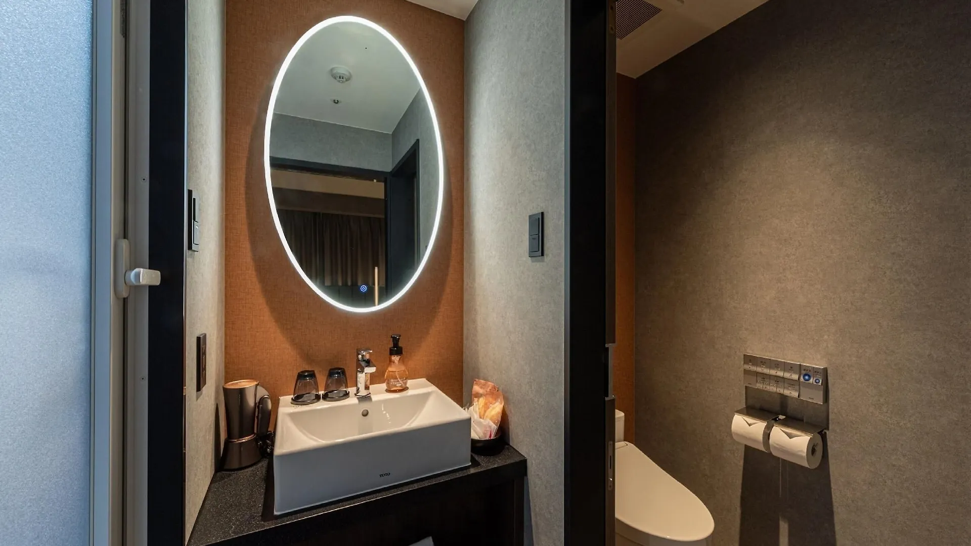 Kobe Plaza Hotel