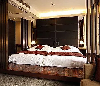 Kobe Plaza Hotel