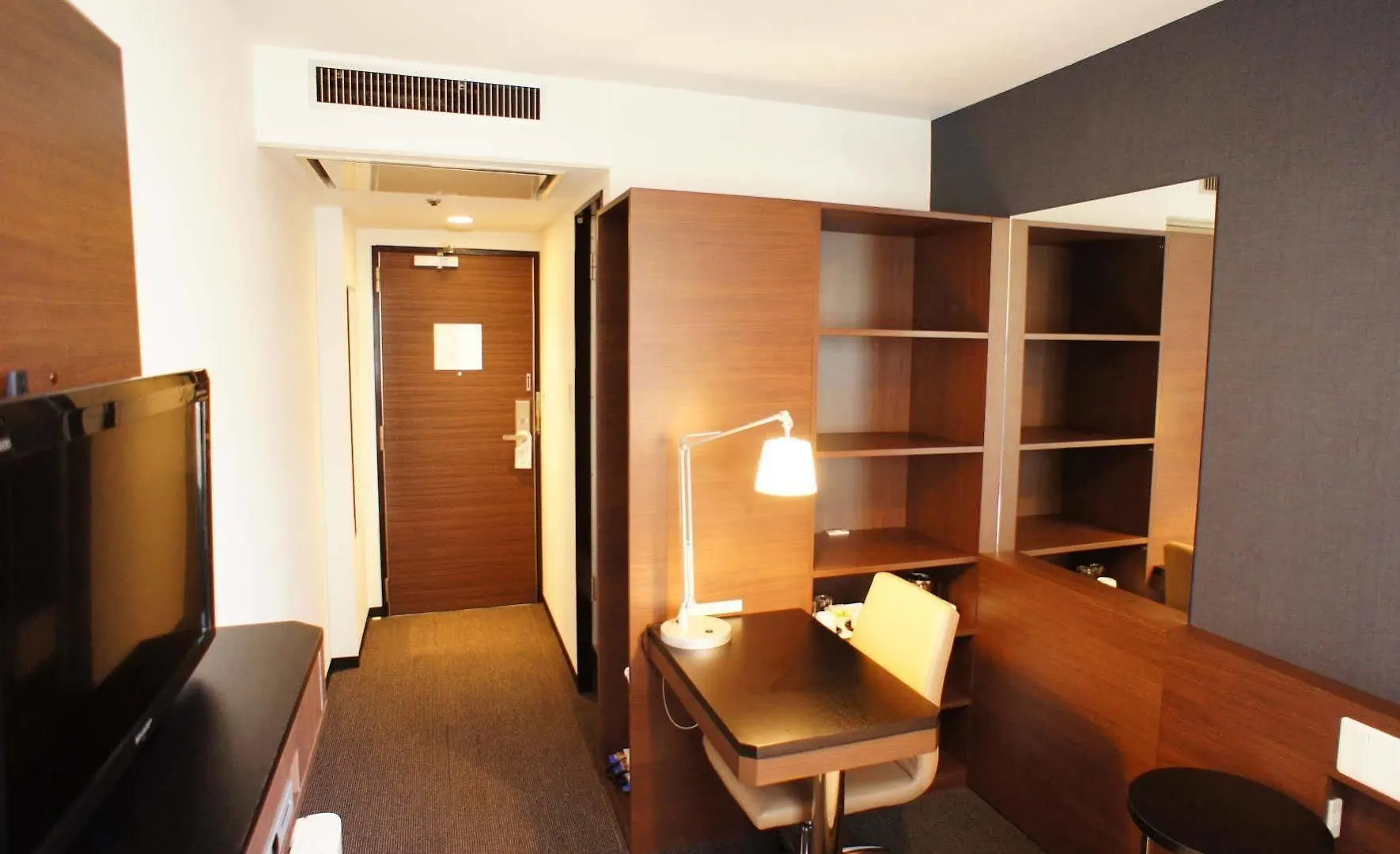 Kobe Plaza Hotel 4*,